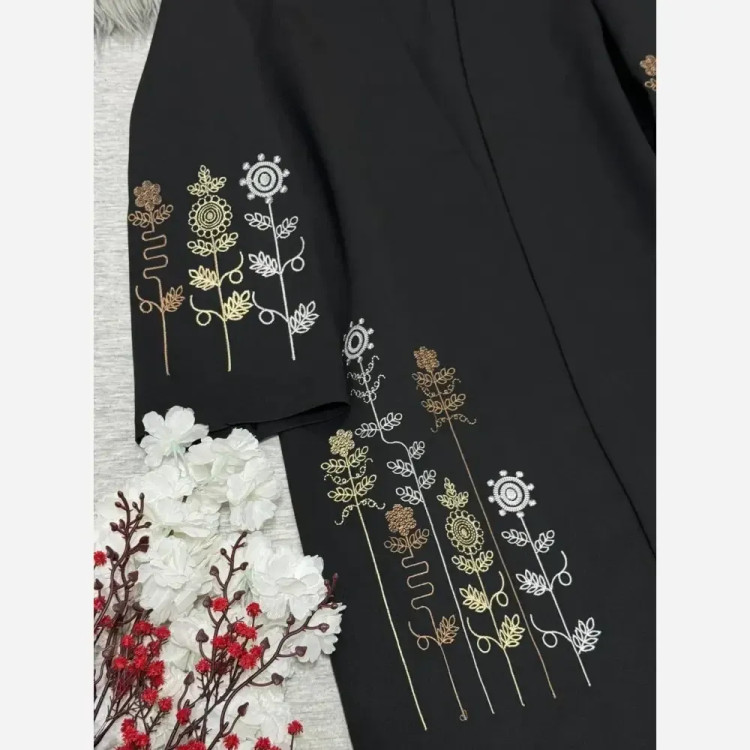 مانتو کتی زنانه مدل هاله جنس مازراتی گلدوزی شده رنگ مشکی