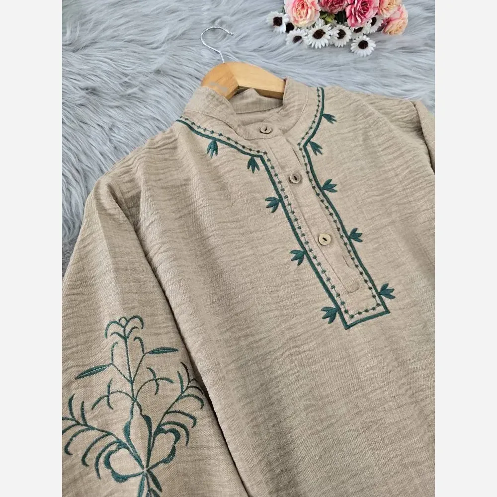 ست تونیک شلوار زنانه گلدوزی شده جنس شانتون فری سایز
