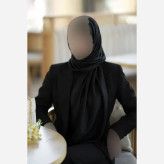 روسری مجلسی قواره دار کوپرا نگین کوبی شده مشکی ابعاد 125 در 125