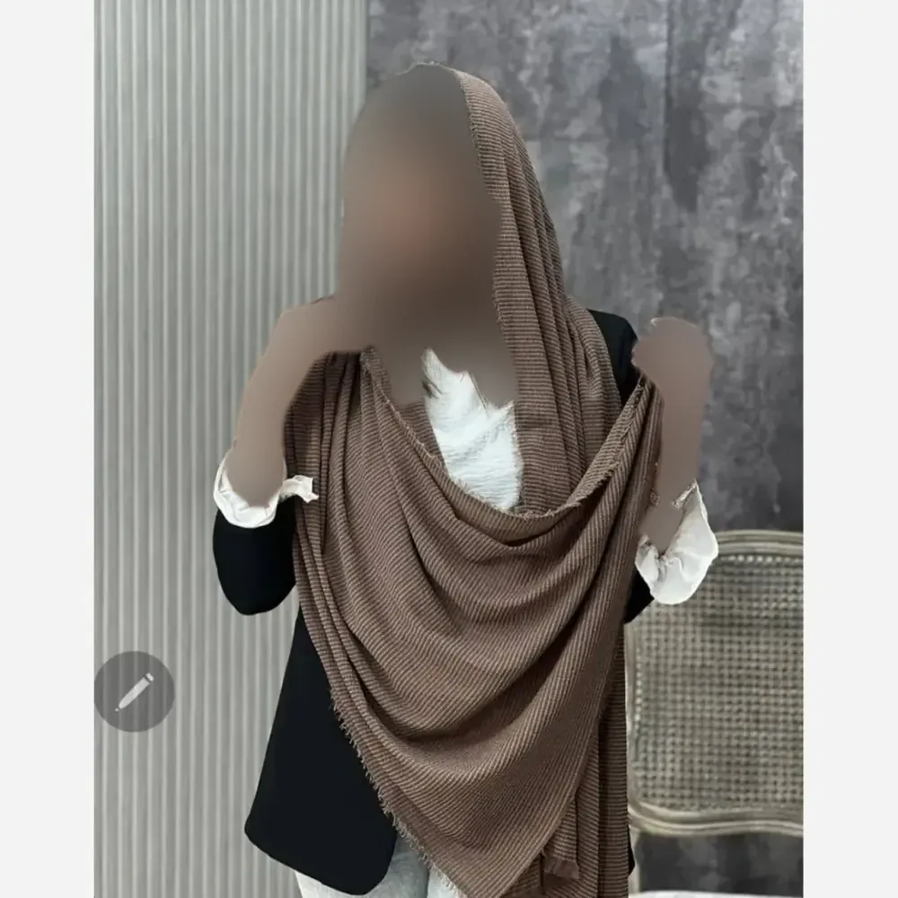 شال نخی پلیسه دور ریش ابعاد 180 در 67 سانتیمتر فری سایز