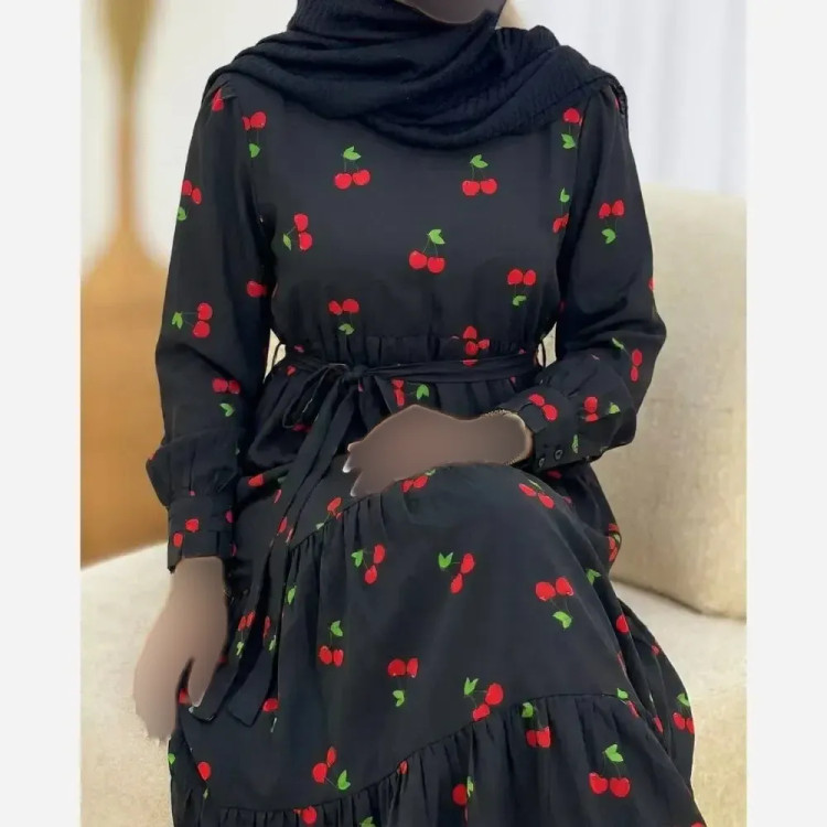 پیراهن زنانه مجلسی طرح گیلاسی جنس بوگاتی مشکی فری سایز