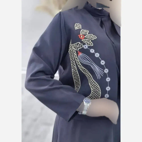 کفتان زنانه مدل نرگسی گلدوزی شده جنس بابوس فری سایز