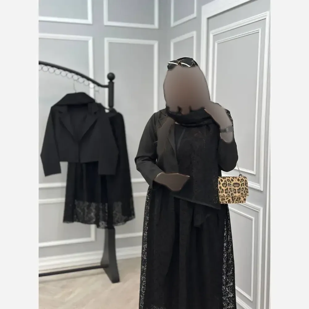 سه تیکه مجلسی زنانه مدل نیایش کت مازراتی و دامن دانتل مشکی سایز 38 تا 46