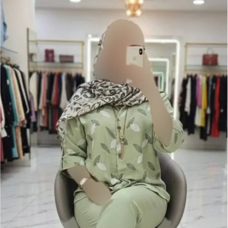 شومیز زنانه مدل گره ای طرح برگی جنس شانتون فری سایز