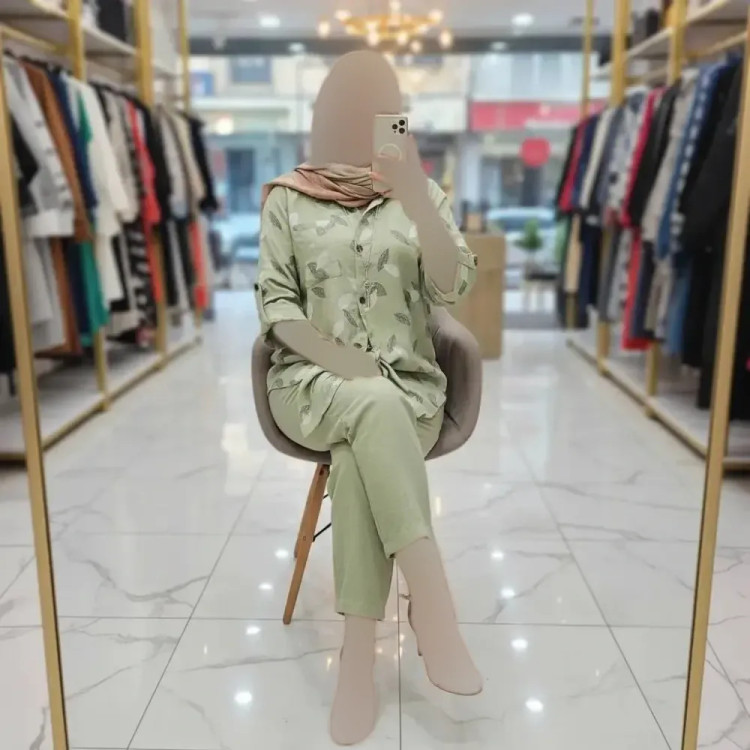 شومیز زنانه مدل گره ای طرح برگی جنس شانتون فری سایز