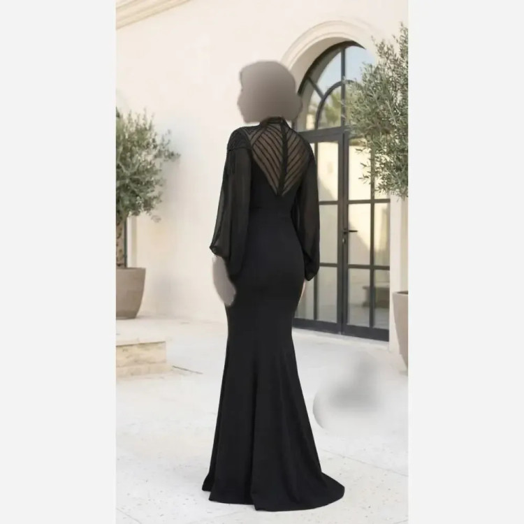 پیراهن ماکسی مجلسی زنانه کرپ دالقیچ سنگدوزی شده با کاپ سینه رنگ مشکی