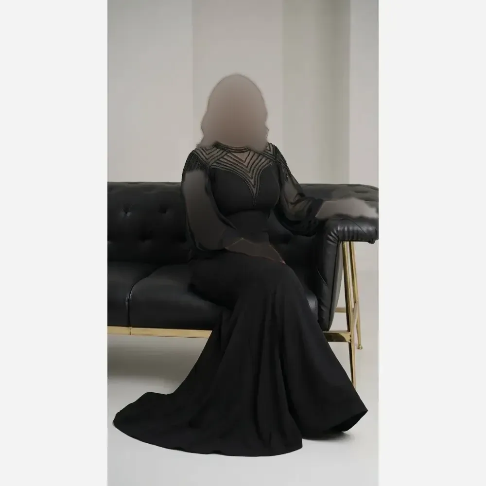 پیراهن ماکسی مجلسی زنانه کرپ دالقیچ سنگدوزی شده با کاپ سینه رنگ مشکی