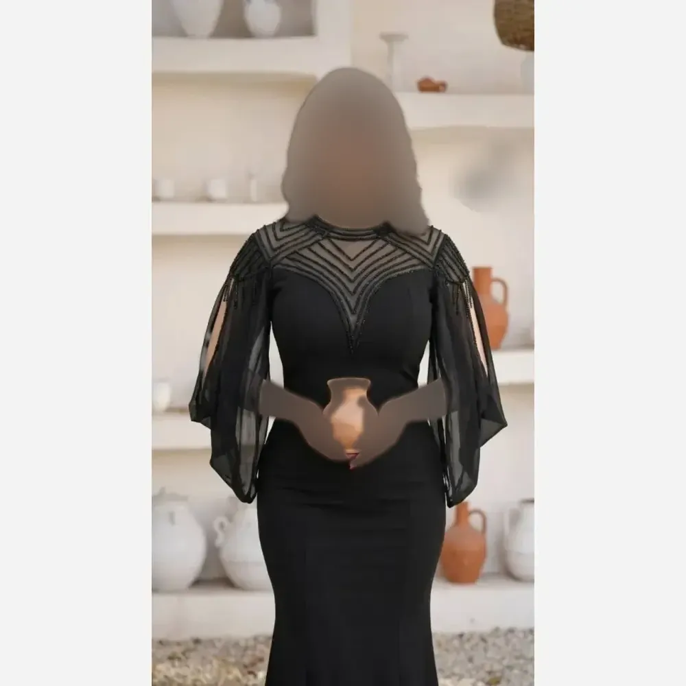 پیراهن ماکسی مجلسی زنانه کرپ دالقیچ سنگدوزی شده با کاپ سینه رنگ مشکی