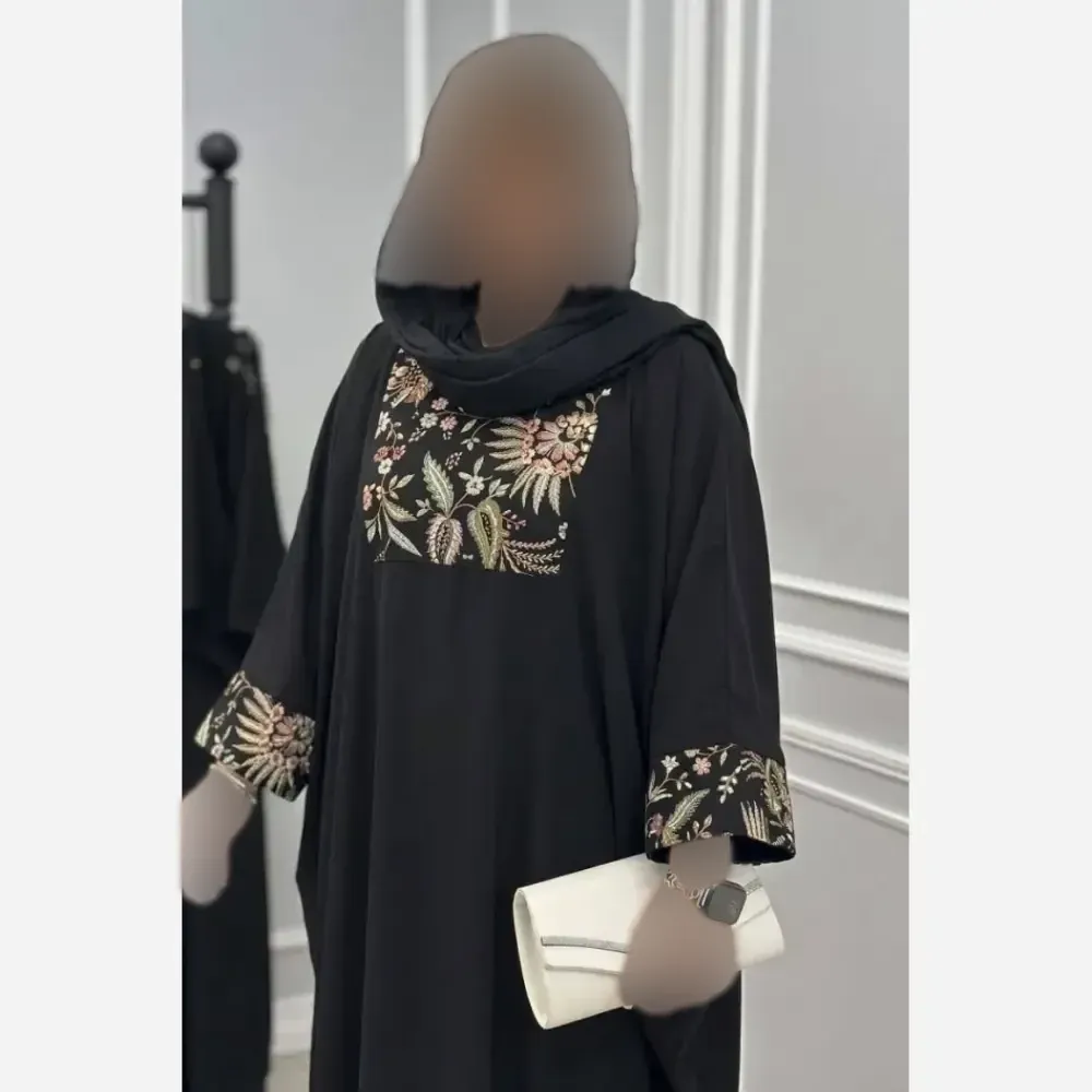 عبای زنانه مدل آریادخت جنس الیزه با خرجکار سوزن دوزی رنگ مشکی سایز فری 38 تا 52