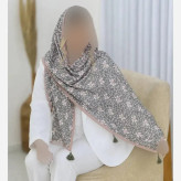 شال زنانه برشکا طرح گل گلی جنس پلیسه ابعاد 175 در 75 سانتیمتر