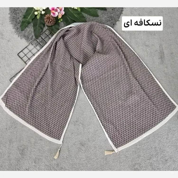 شال گوچی جنس برشکا ابعاد 175 در 75 سانتیمتر