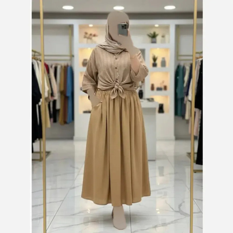 ست شومیز و دامن زنانه مدل رومینا فری سایز (38 تا 48) جنس شومیز کوک دوزی دامن شانتون