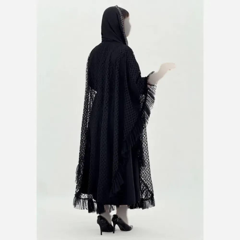 سارافن مجلسی زنانه مدل طلا جنس بوگاتی و رویه دانتل رنگ مشکی فری سایز 38 تا 46