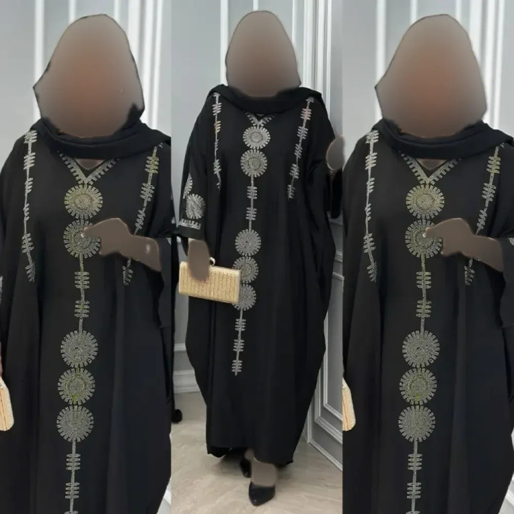 عبایی خلیجی زنانه جنس الیزه رنگ مشکی فری سایز 38 تا 52