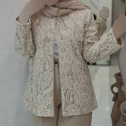ست مانتو و شلوار مجلسی زنانه مدل گیپور مرواریدی جنس مازراتی
