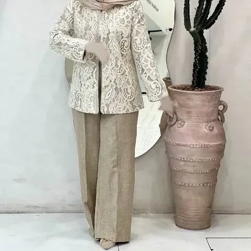 ست مانتو و شلوار مجلسی زنانه مدل گیپور مرواریدی جنس مازراتی