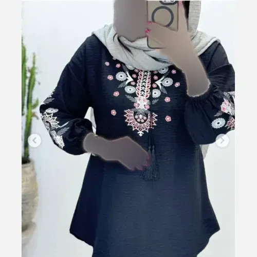 تونیک زنانه طرح گل دلبر جنس شانتون گرم بالا فری سایز مشکی