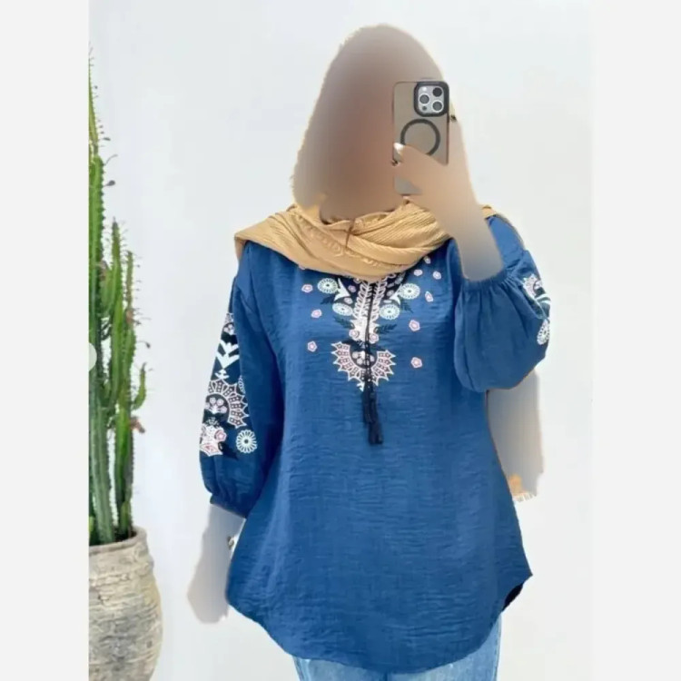 تونیک زنانه طرح گل دلبر جنس شانتون گرم بالا فری سایز مشکی