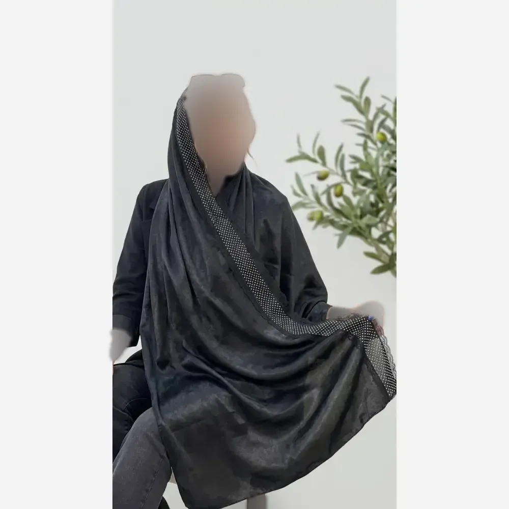 شال مجلسی السا جنس کوپرا لب دانتل و نگیندار ابعاد 180 در 73 سانتیمتر
