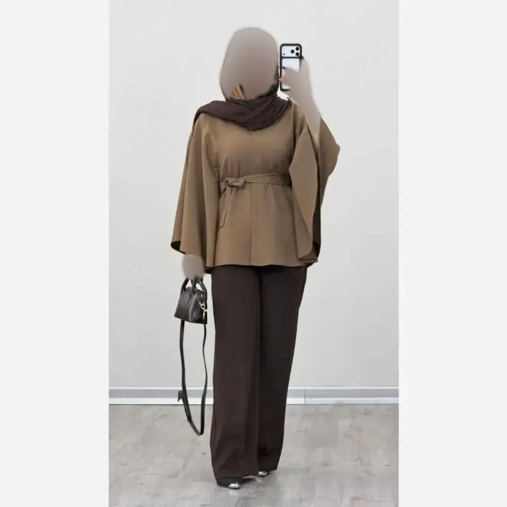 شنل زنانه مازراتی مدل دلنیا فری سایز کمربنددار