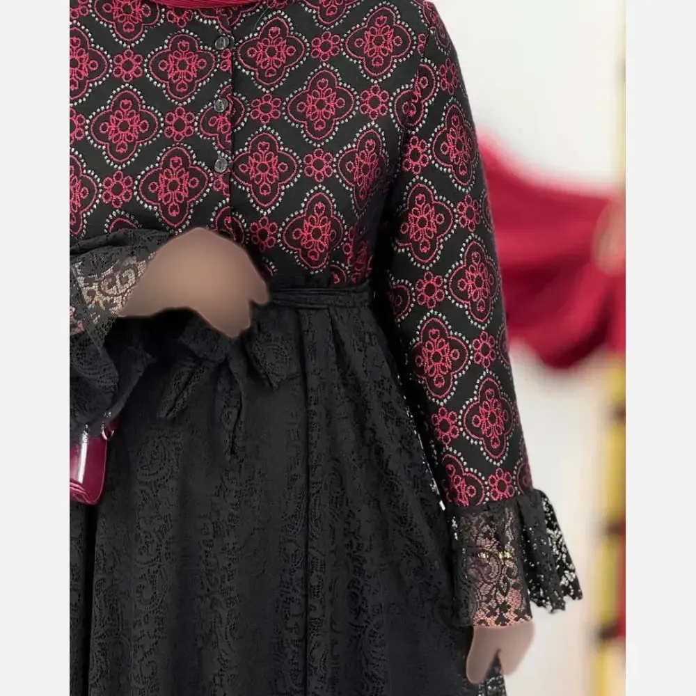 پیراهن زنانه مجلسی مدل فاخر جنس تافته و دانتل سایز 38 تا 46