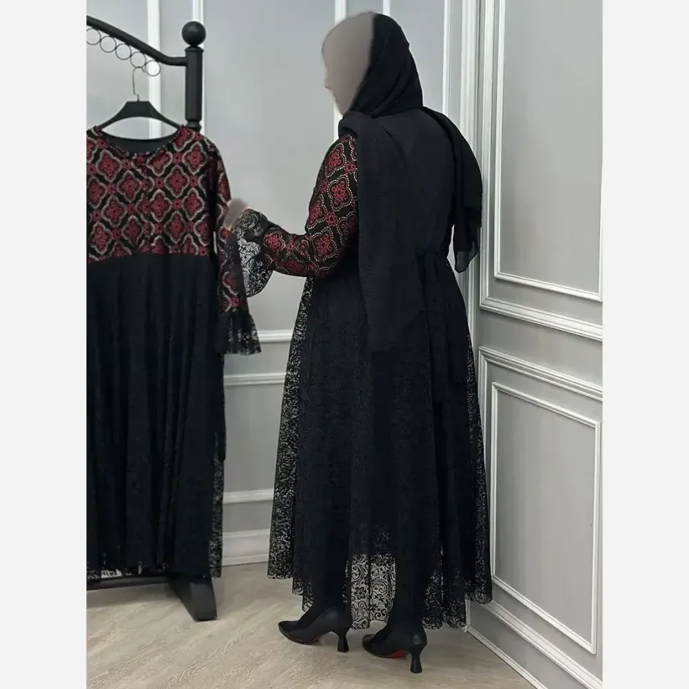 پیراهن زنانه مجلسی مدل فاخر جنس تافته و دانتل سایز 38 تا 46