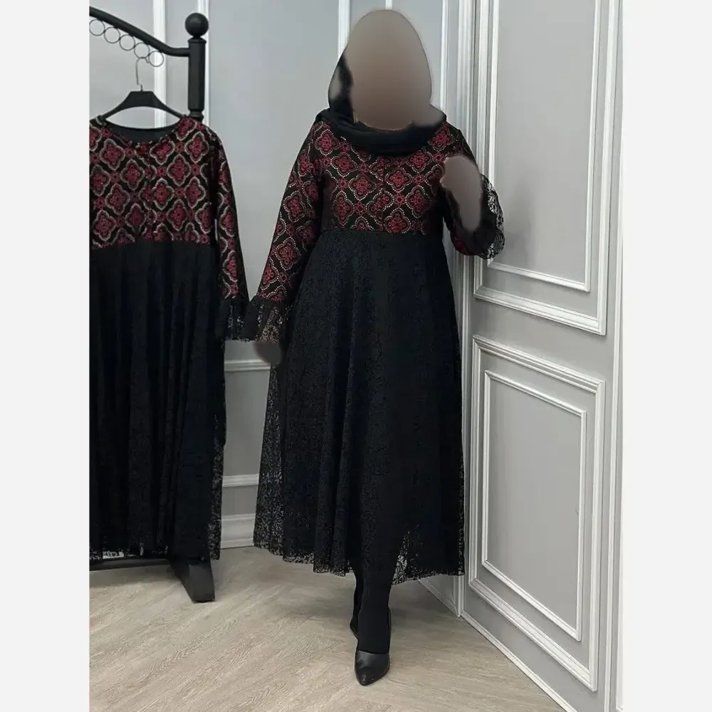 پیراهن زنانه مجلسی مدل فاخر جنس تافته و دانتل سایز 38 تا 46