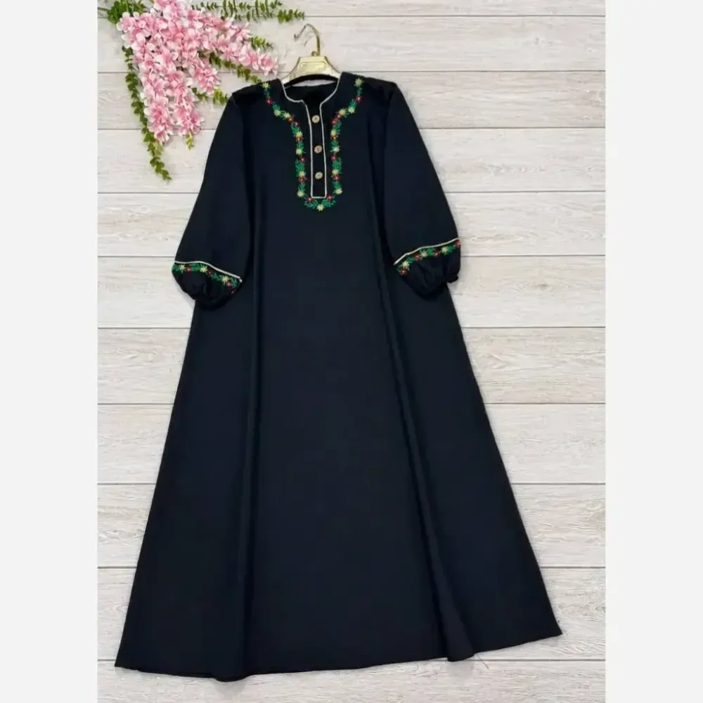 کفتان زنانه گلدوزی شده جنس لینن فری سایز تا 50