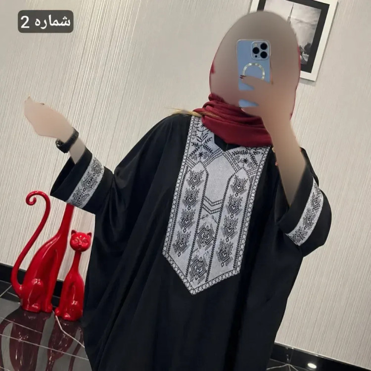 مانتو عبایی سمیرا جنس کرپ اسکاچی و کتیبه تافته فری سایز 36 تا 58