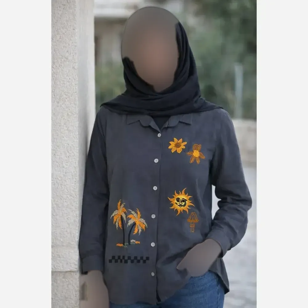 شومیز زنانه طرح نخل و خورشید گلدوزی شده جنس داکرون درجه یک