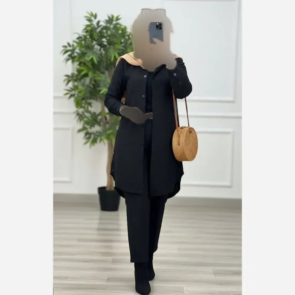 مانتو سروین ژاکارد کوک دوزی درجه یک رنگ مشکی و کرم