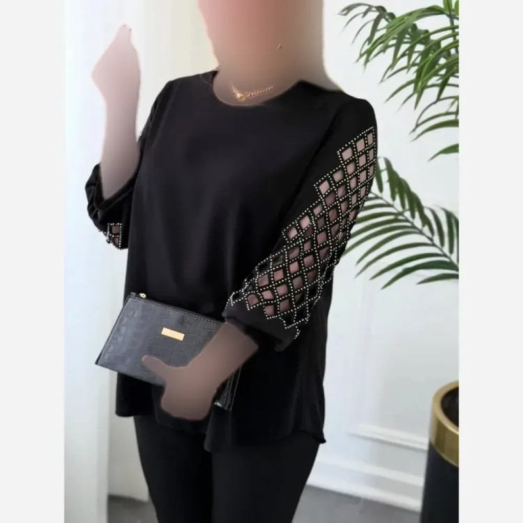 شومیز آستین پنجره ای جنس الیزه درجه یک رنگ مشکی سایز یک
