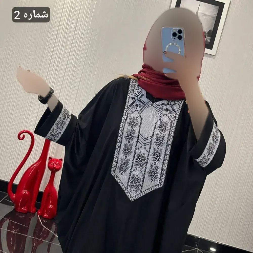 مانتو عبایی سمیرا کرپ اسکاچی کتیبه تافته فری سایز 36 تا 58 قد 115