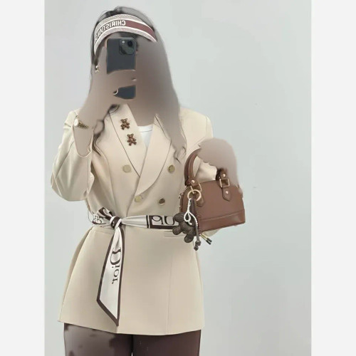 کت تک زنانه مازراتی کمربند دار رنگ بندی متنوع