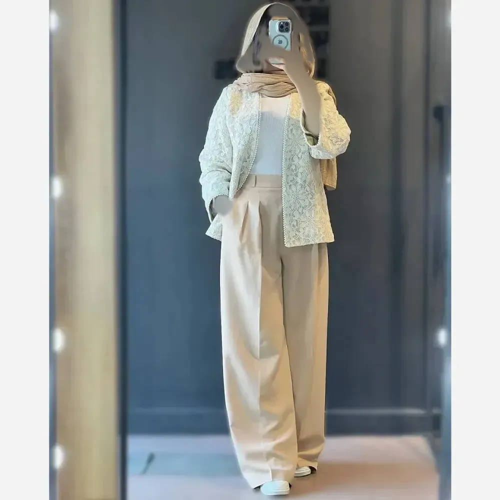کت و شلوار زنانه مدل گندم جنس مازراتی و گیپور مشکی