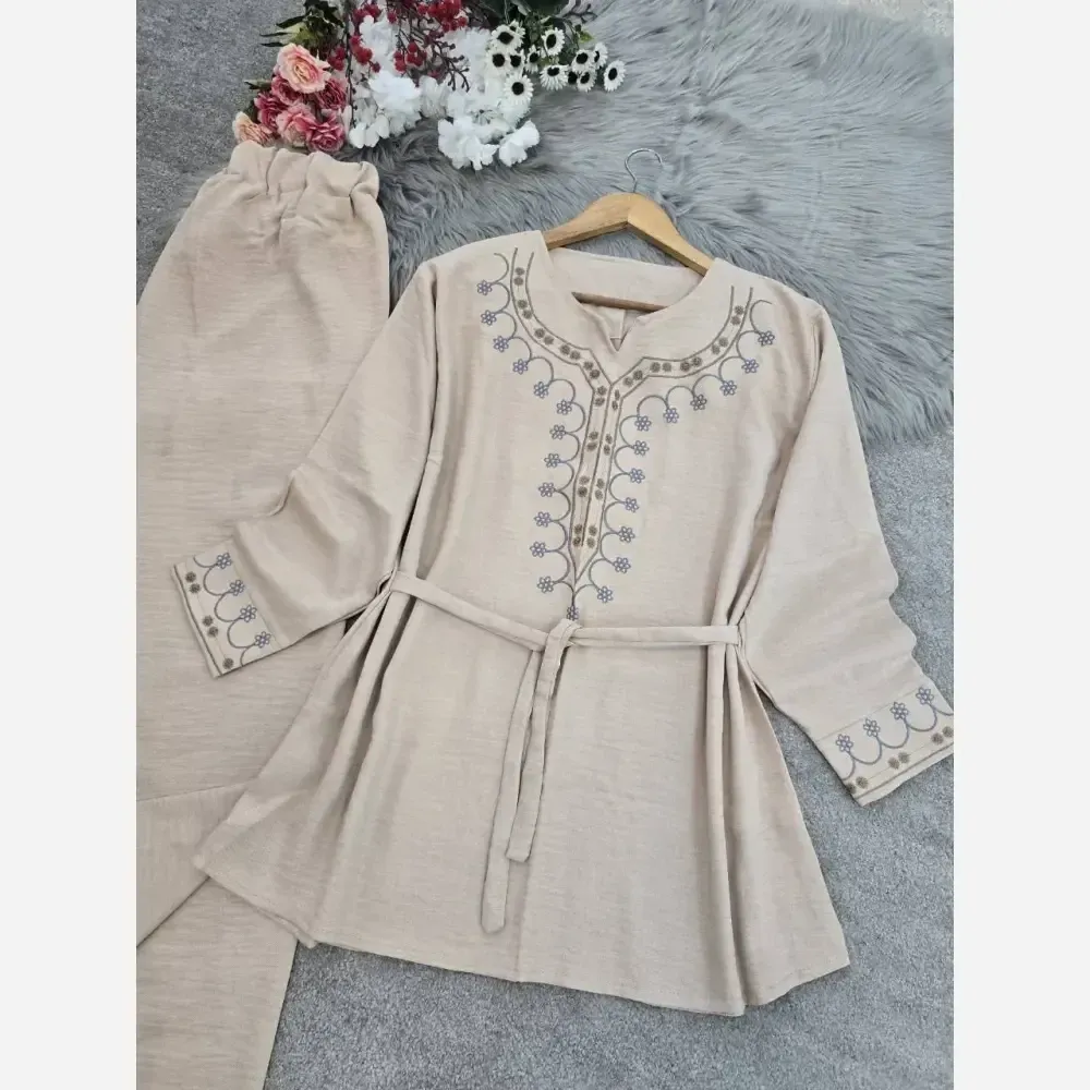 ست تونیک شلوار گلدوزی شده شانتون فری سایز نسکافه ای کرم خاکی سبز سدری