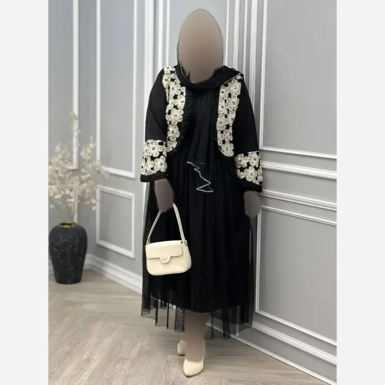 ست سه تیکه کت و دامن و شال مدل روناک جنس مازراتی خرجکار هندی و تور سایز فری 38 تا 46