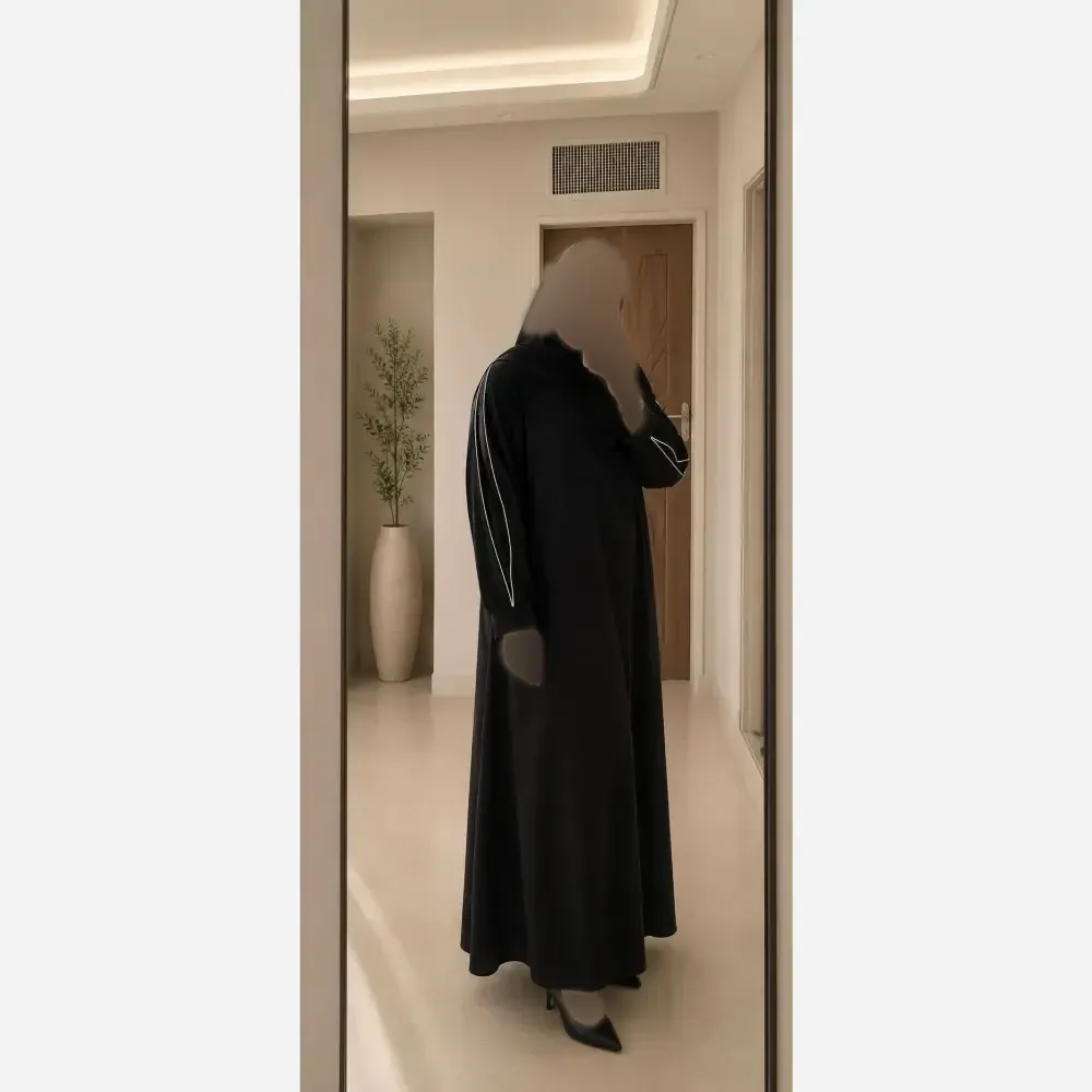 عبا زنانه آستین مغزی جنس پارچه الیزه درجه یک فری سایز رنگ مشکی