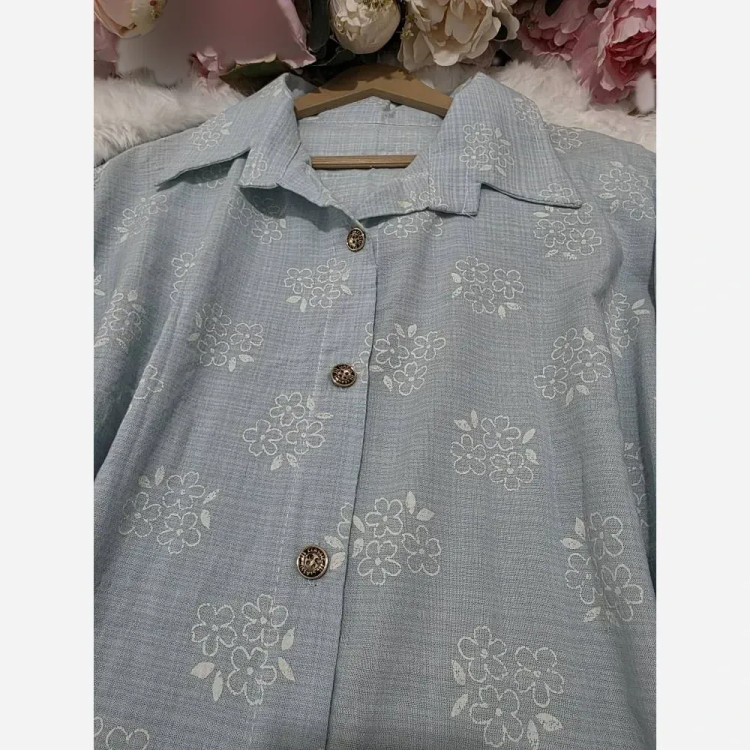 شومیز مانتویی سه گل جنس کادنزا درجه یک فری سایز