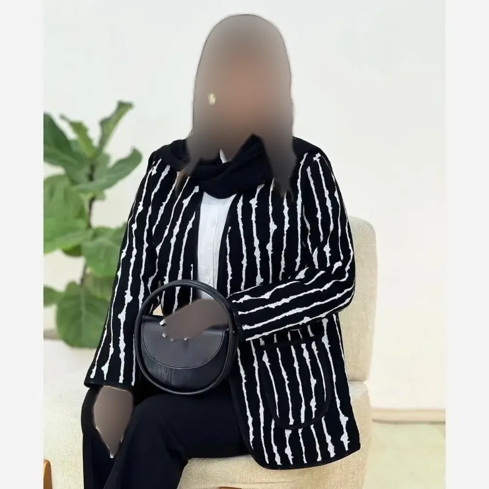 کت الیزا تافته سوزن دوزی مشکی فری سایز 36 تا 46 قد 72 سانت
