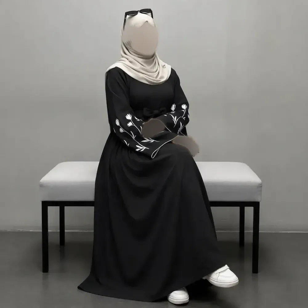 پیراهن عبایی گلاله مشکی گلدوزی شده جنس الیزه باکیفیت سایز 40 تا 50