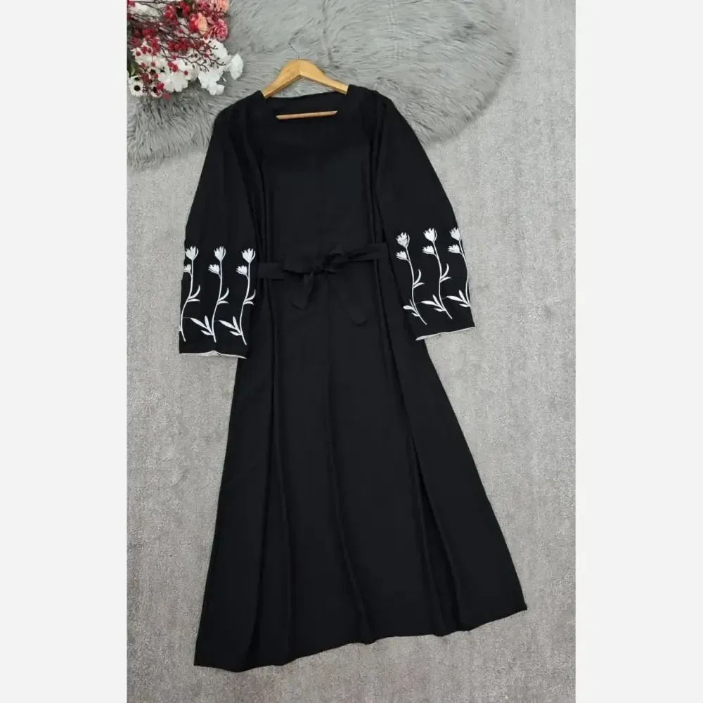 پیراهن عبایی گلاله مشکی گلدوزی شده جنس الیزه باکیفیت سایز 40 تا 50