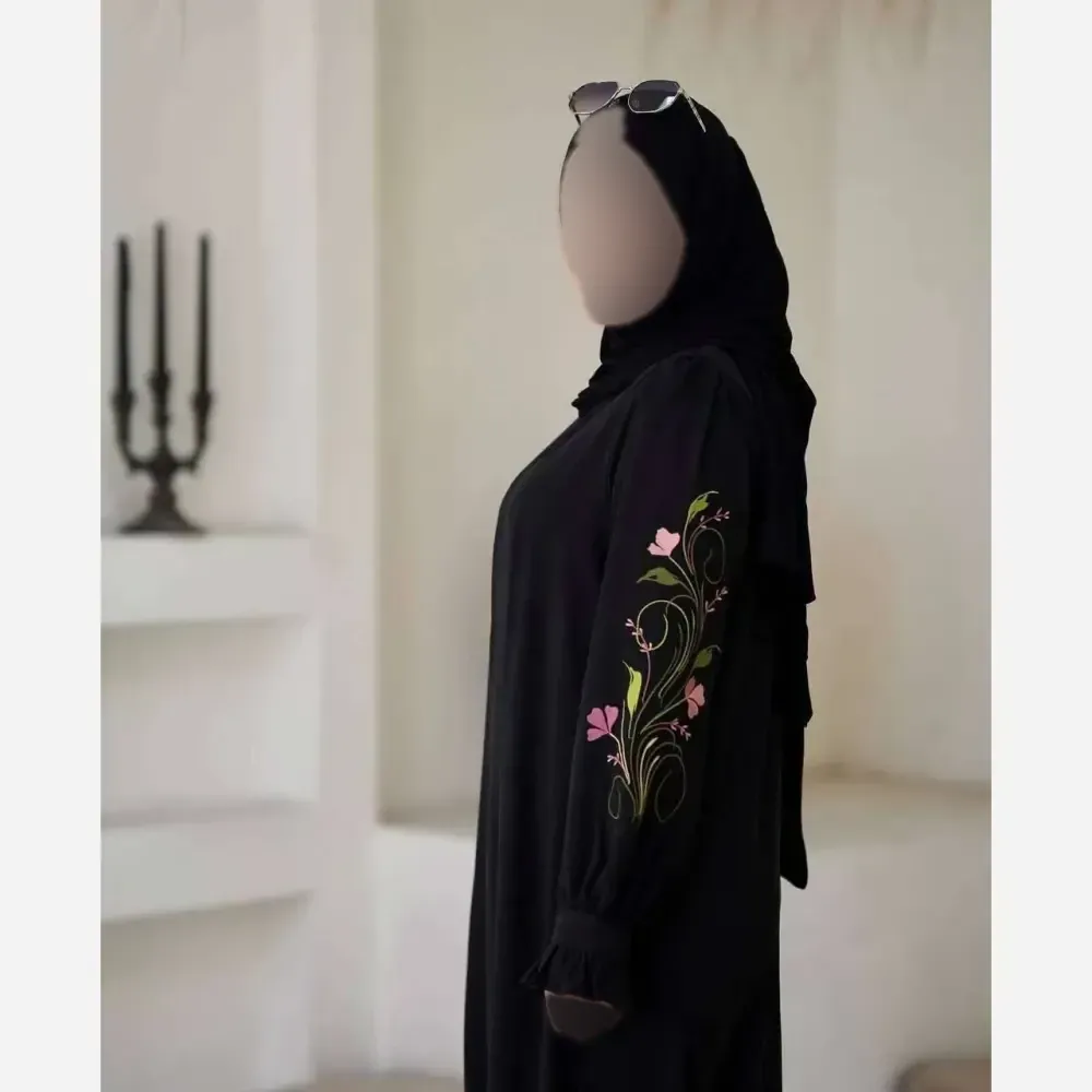 پیراهن عبایی گلدوزی شده الیزه مشکی فری سایز مدل ارکیده