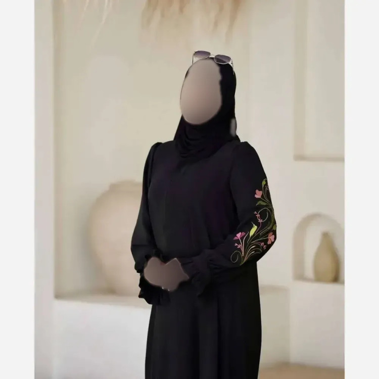 پیراهن عبایی گلدوزی شده الیزه مشکی فری سایز مدل ارکیده