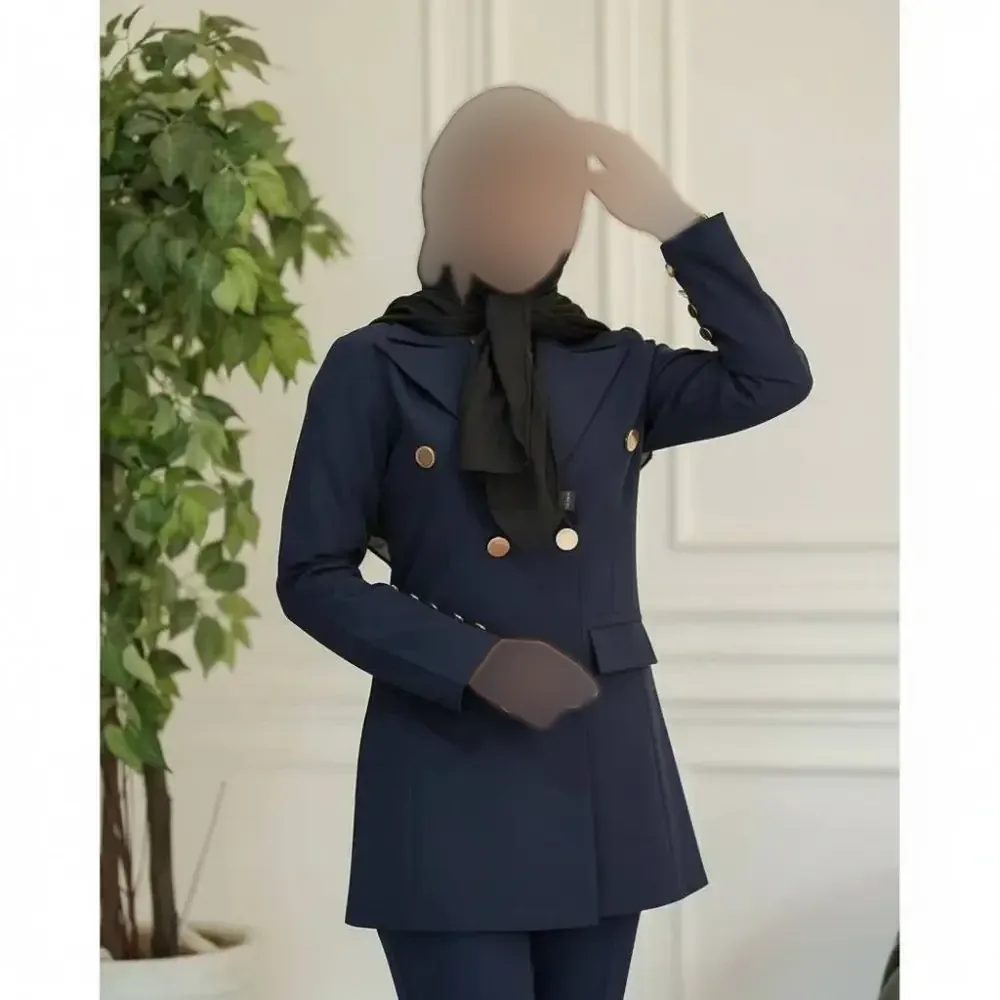 مانتو تک اداری مدل نیکا جنس پرشیا یقه و سجاف لایه کوبی شده چاکدار پشت بند در دو قد 93 و سایز 36 تا 50