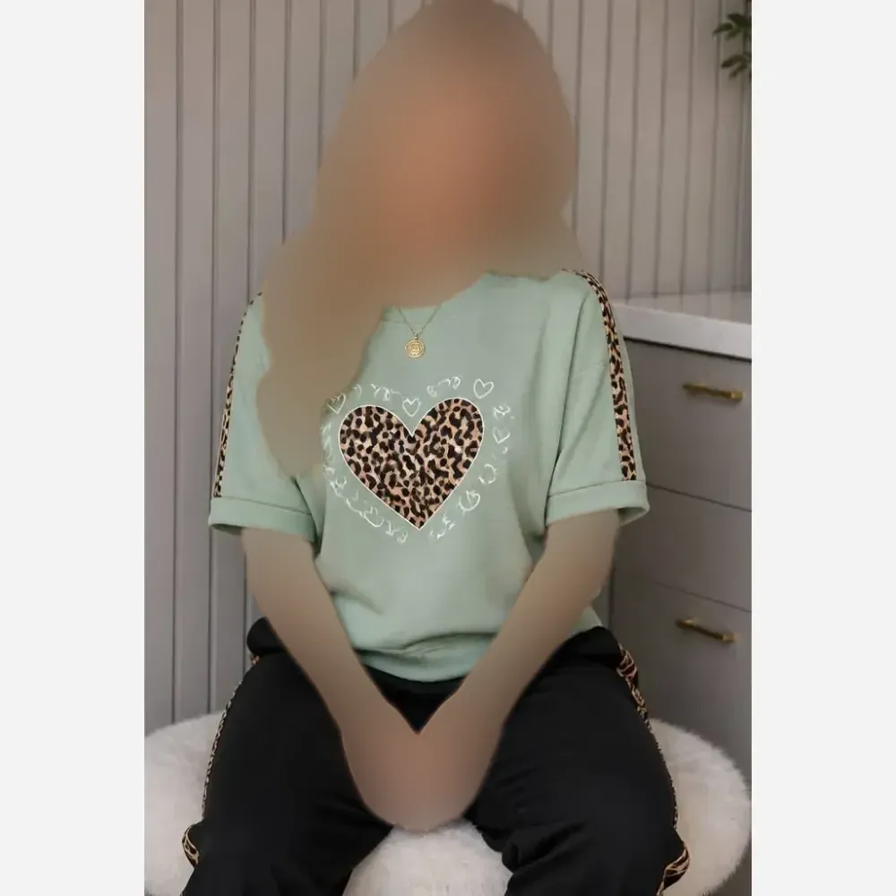 ست تیشرت و شلوار پنبه زنانه طرح بلوبری فری سایز