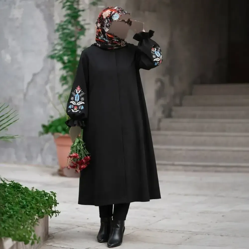 مانتو بلند مازراتی گلدوزی شده زنانه فری سایز مشکی