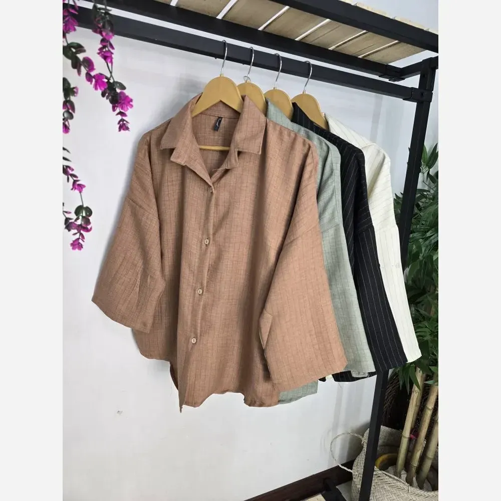 شومیز ارغوان شانتون ژاکارد دیپلمات فری سایز 36 تا 46 در رنگ های مشکی، سبز، کرم و آجری