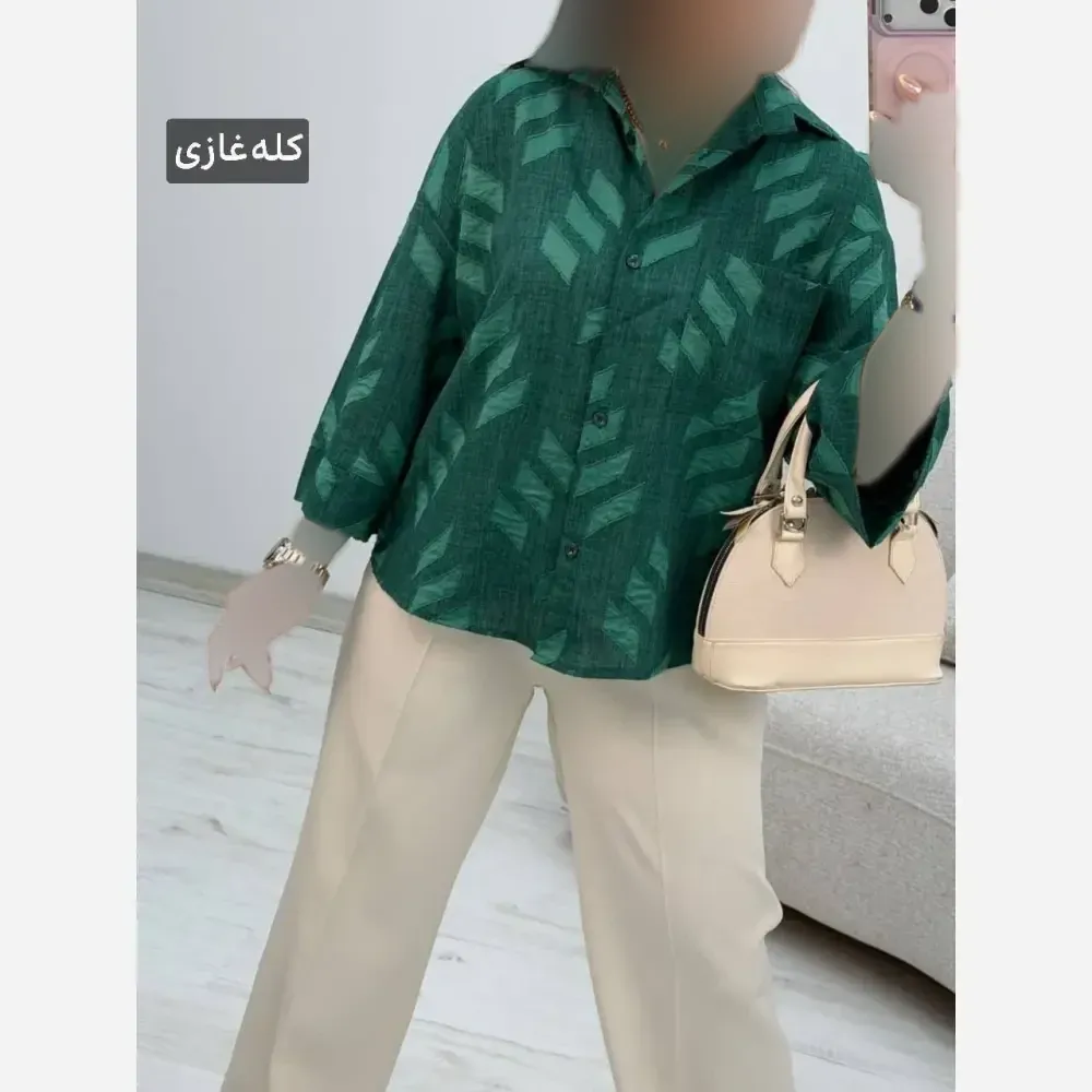 شومیز باکسی سوین شانتون زنانه فری سایز 38 تا 46 کرم کلهغازی پستهای نسکافهای