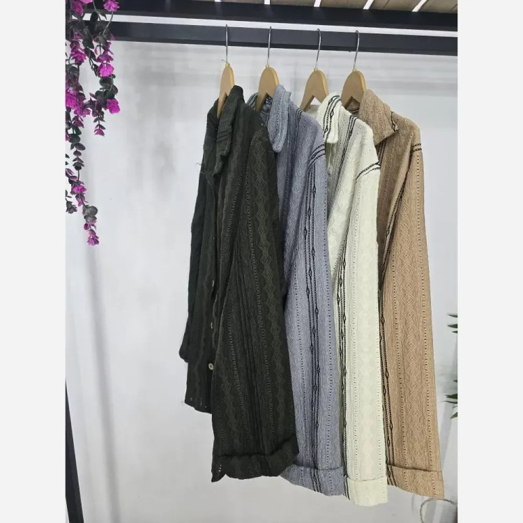 شومیز کرانه مراکشی طرح ابریشم فری سایز 36 تا 46 رنگبندی طوسی، سبز، نسکافه، شیری